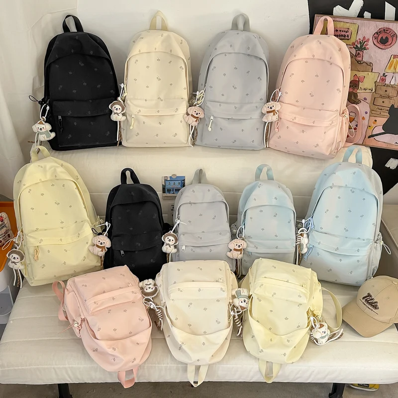 Niedlicher bestickter Rucksack Karnz
