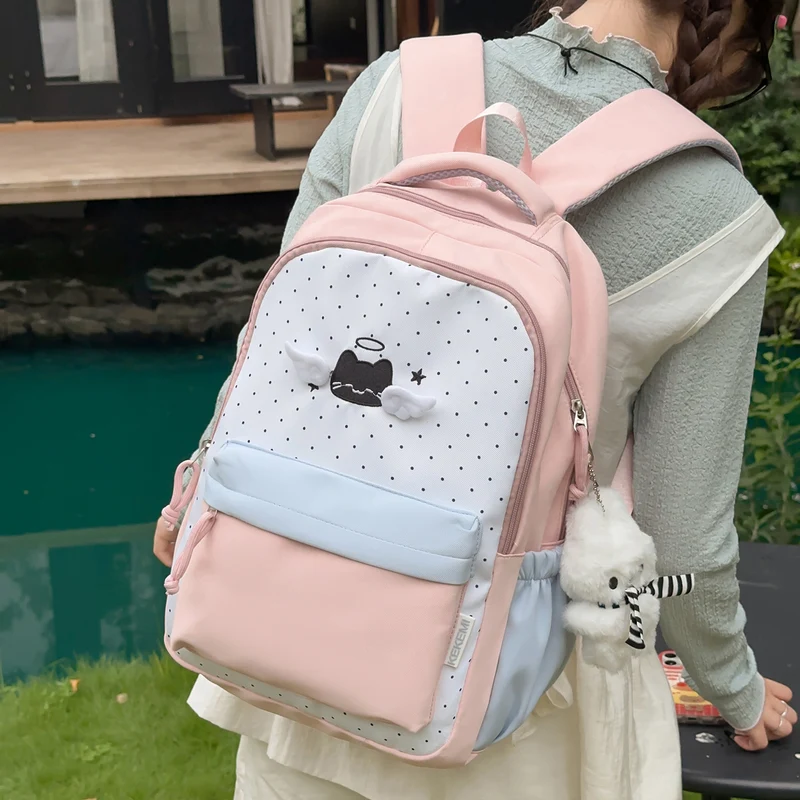 Niedliche Cartoon-Charakter-Rucksack Karnz