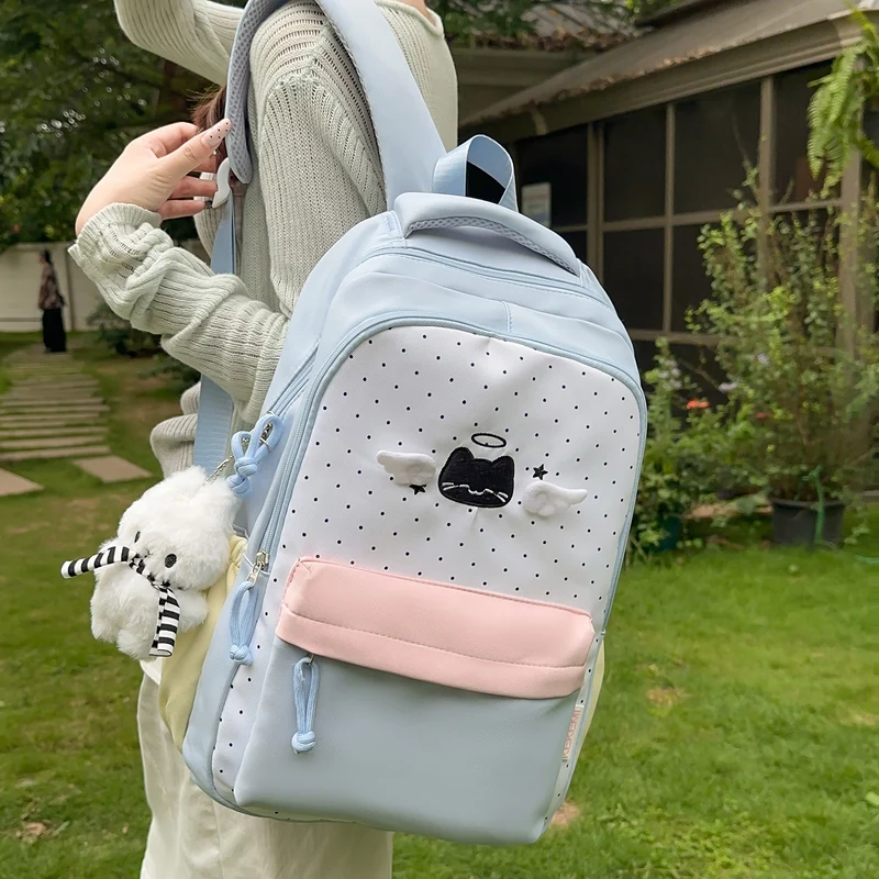 Niedliche Cartoon-Charakter-Rucksack Karnz