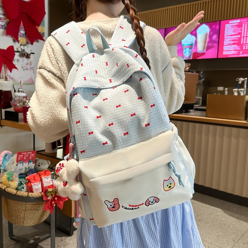 Süßer Rucksack mit Schleifenverzierung Karnz