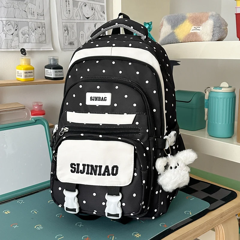 Abenteuerlicher gepunkteter Rucksack Karnz