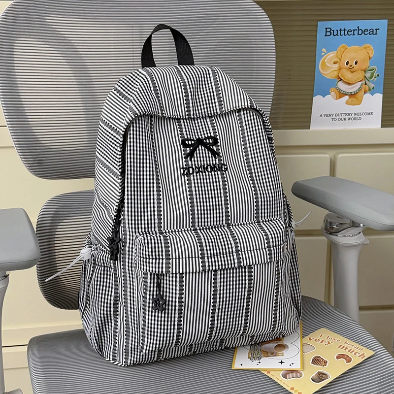 Adorable Gestreifter Grafik Rucksack Karnz