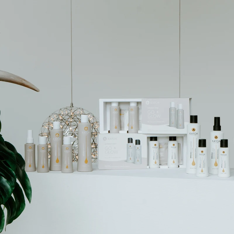Katoa Mānuka Go & Glow Haar-Reiseset