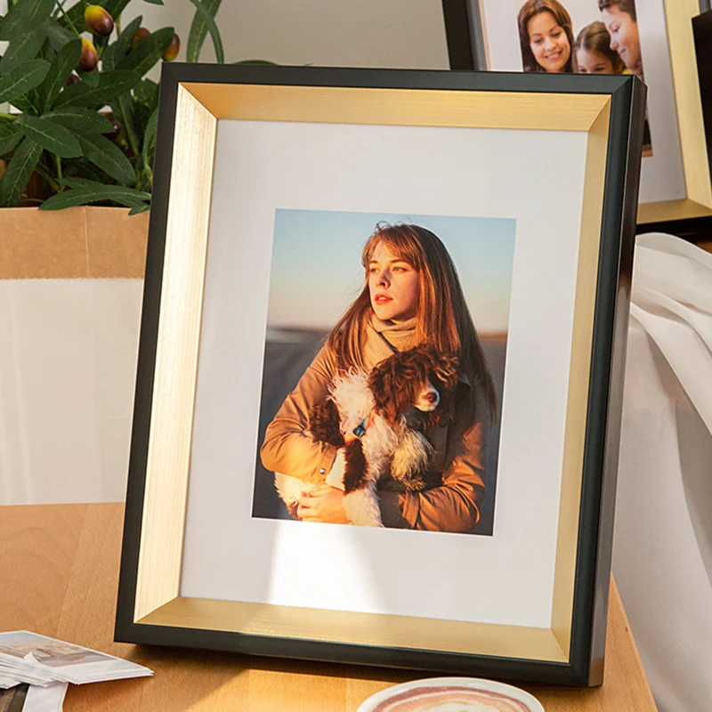 Zeitgenössischer Fotodisplayrahmen