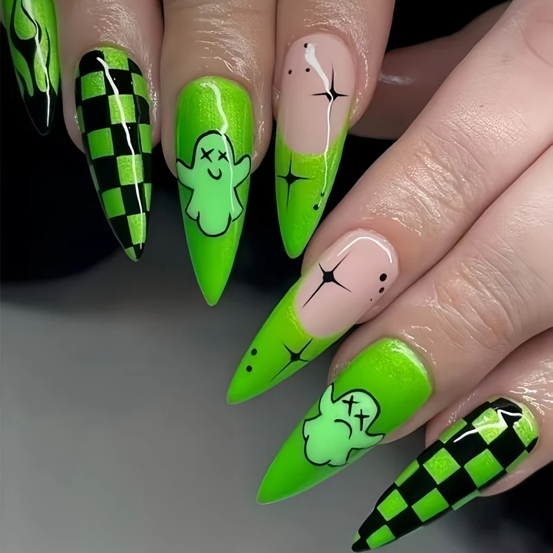 Spooky Ghost Nagelkunst