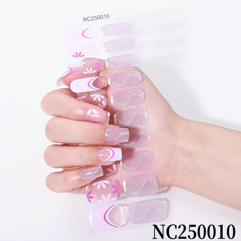 Stylische Nagelkunst Wraps