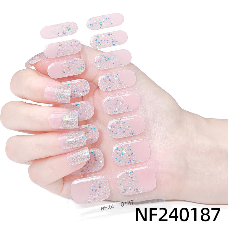 Funkelnde Gel-Nagelwickel