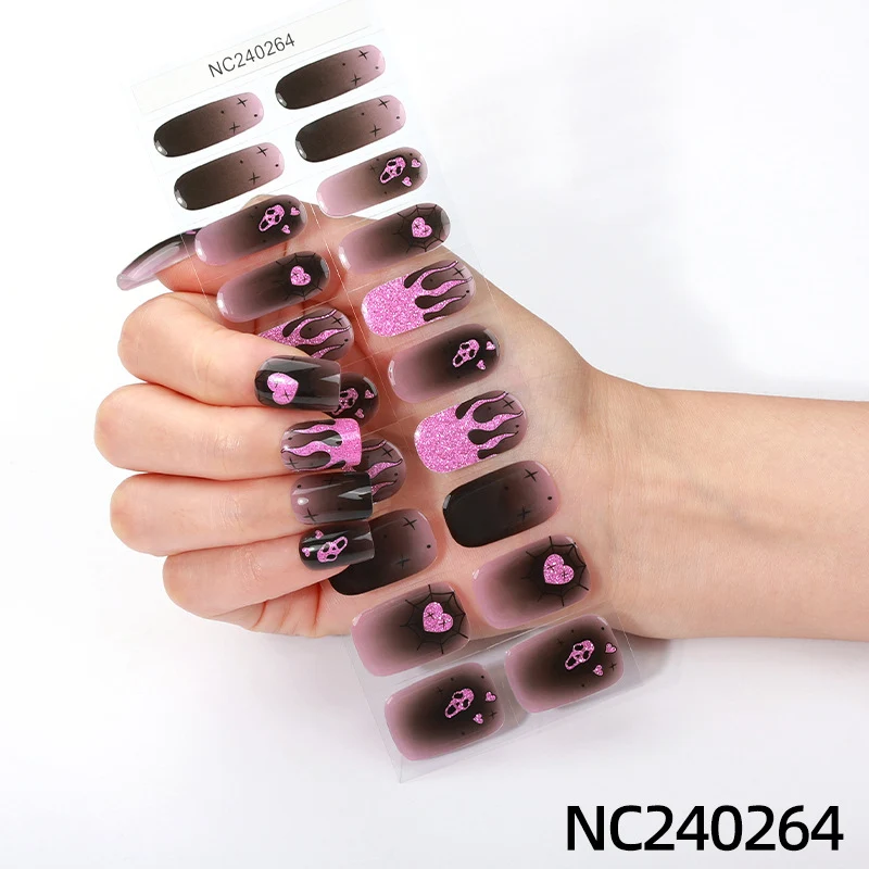 Gothic-inspirierte Press-On-Nagelüberzüge