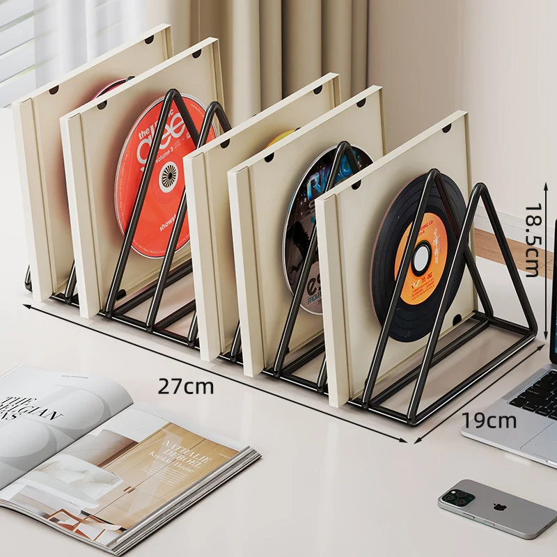 Dreieckiger Metall-Desktop-Vinyl- und LP-Teiler-Organizer mit rutschfester Basis