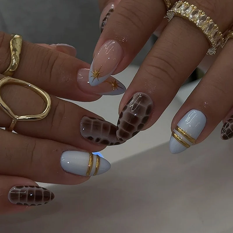 Künstlerisches Press-On Nagelkunst Set