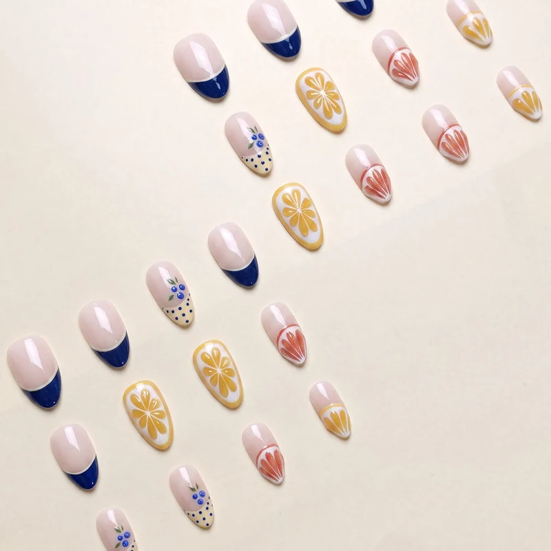 Künstlerisches Nagelkunstset
