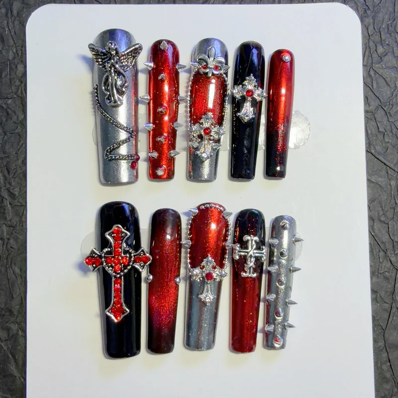 Gothic-Themen Dekorative Press-On Nagelkunst Set