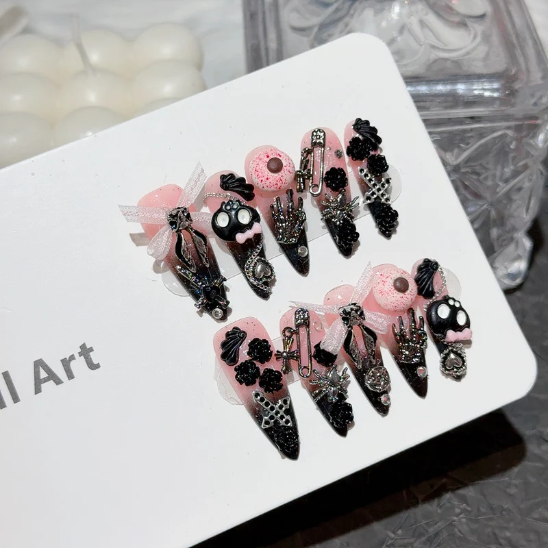 Gothic-Themen dekoratives Press-On-Nagelkunstset
