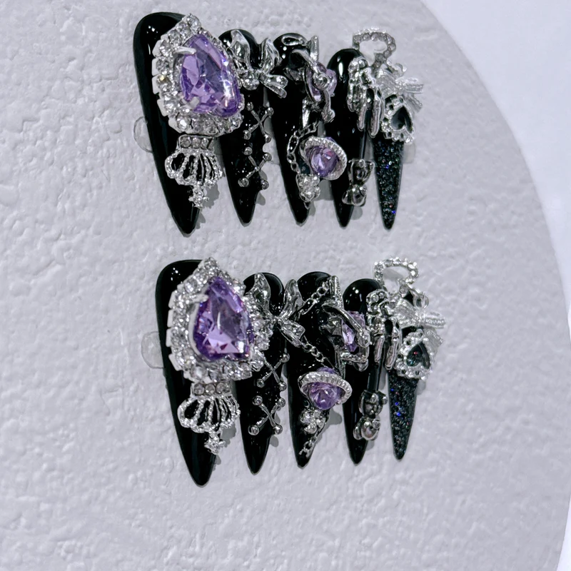 Gothic-inspiriertes Strass-Nagelkunst-Set