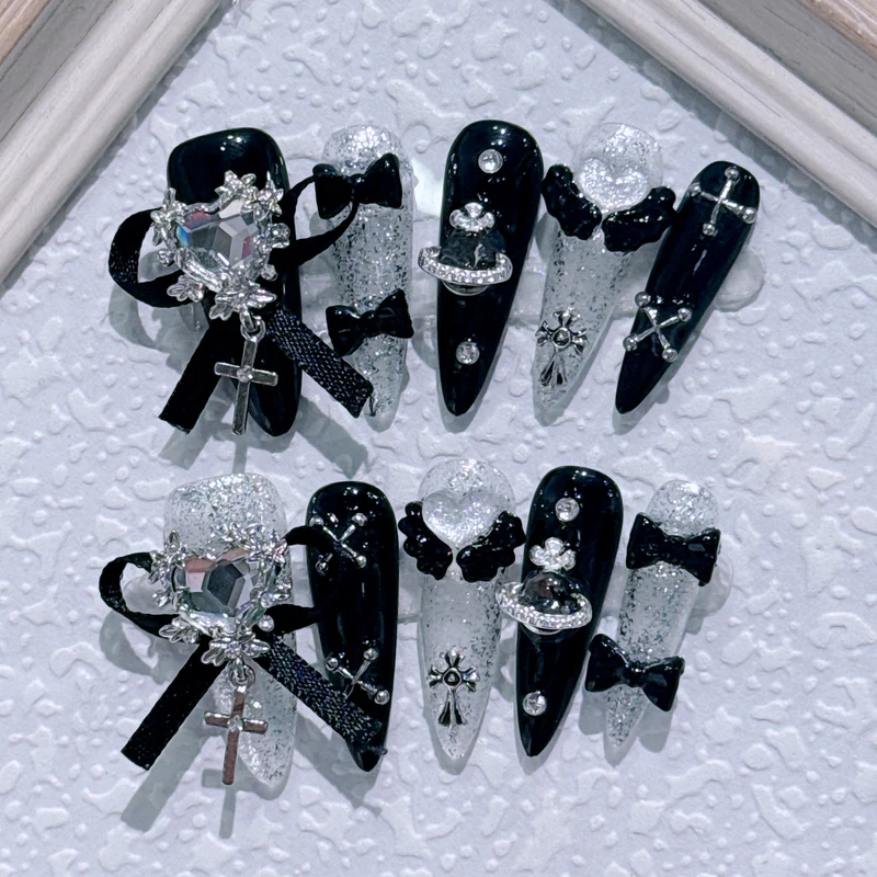 Ornate Gothic-Themen Press-On Nagelkunst Set