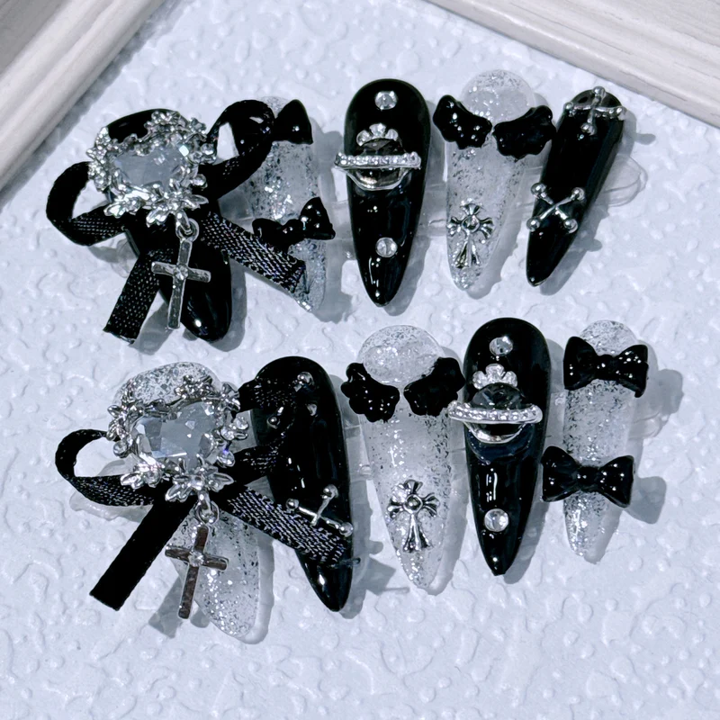 Ornate Gothic-Themen Press-On Nagelkunst Set