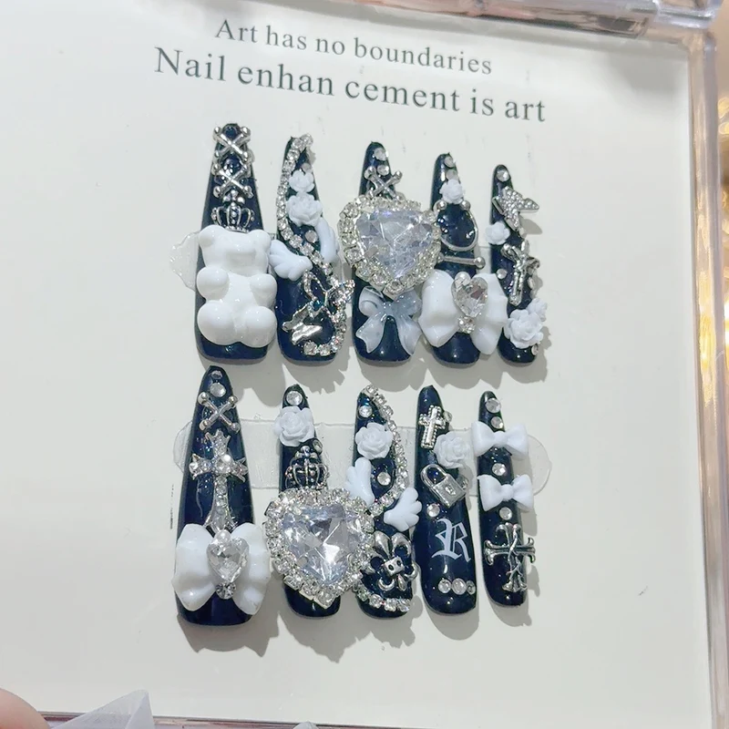 Aufwendiges 3D Nagelkunst Set