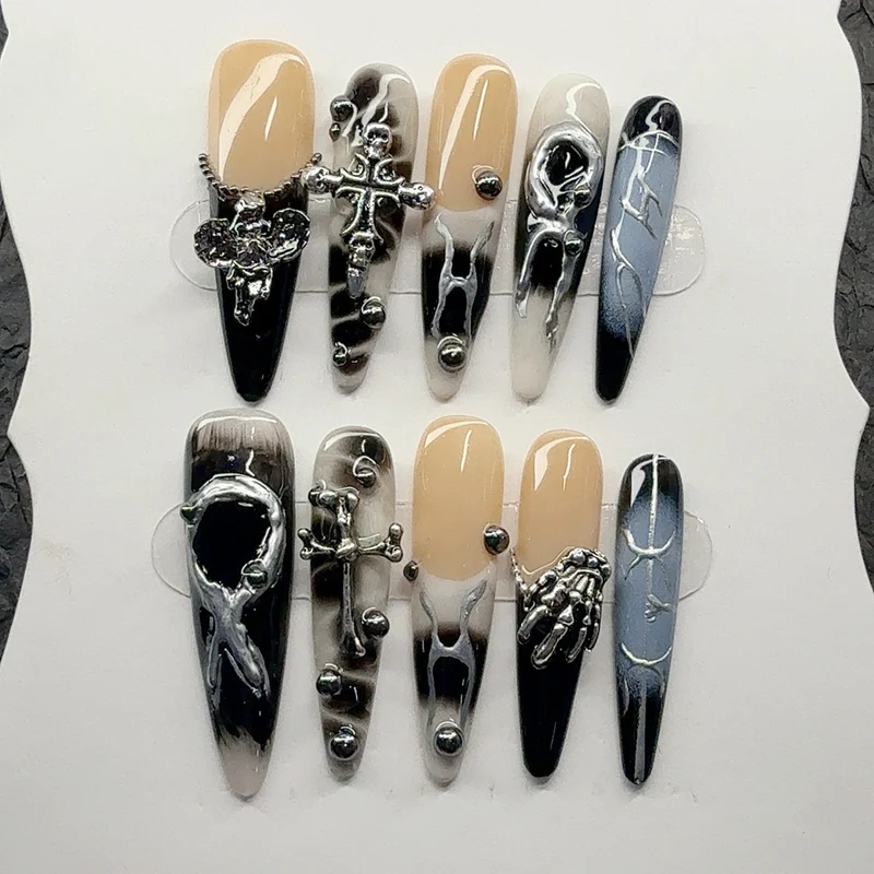 Gothic-inspirierte dekorative Press-On-Nagel-Set