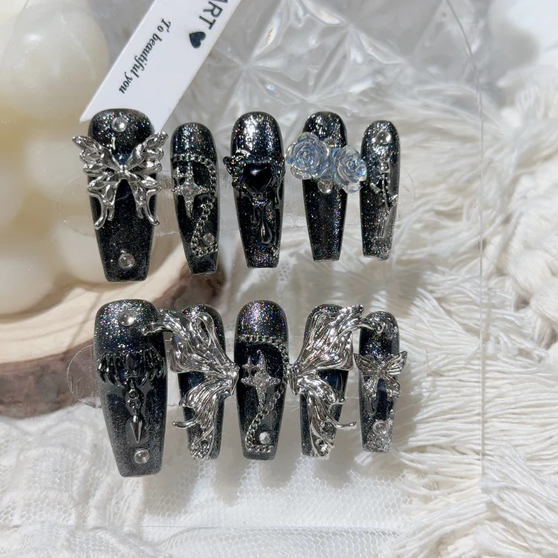 Gothic-inspiriertes dekoratives Nagel Kunst Set