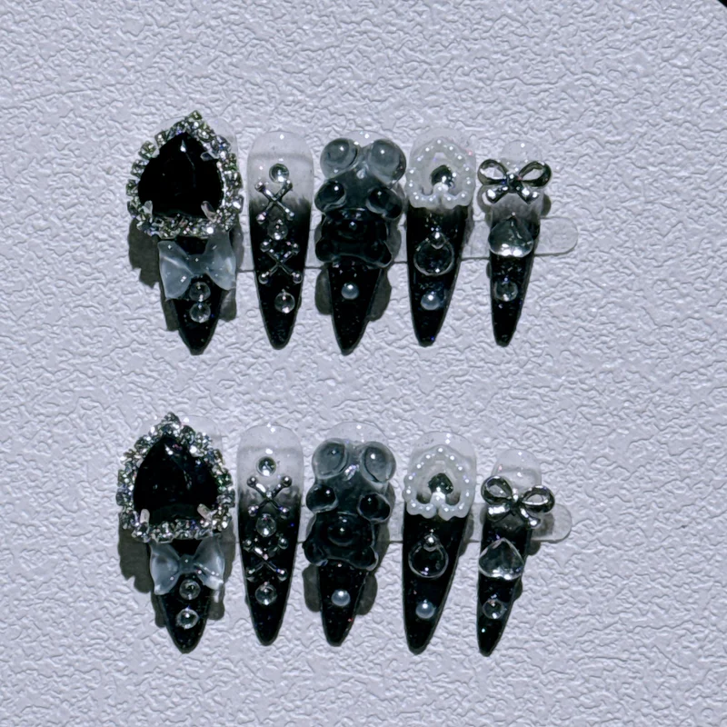 Glamouröse Nagelkunst Verlängerungen