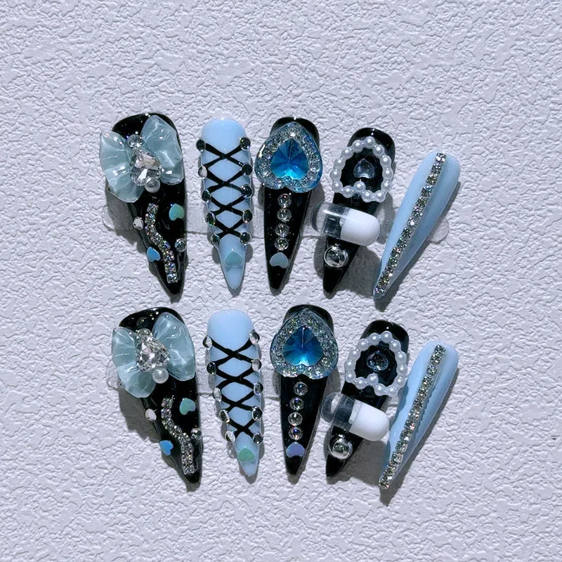 Glamouröse Nagelkunst Verlängerungen