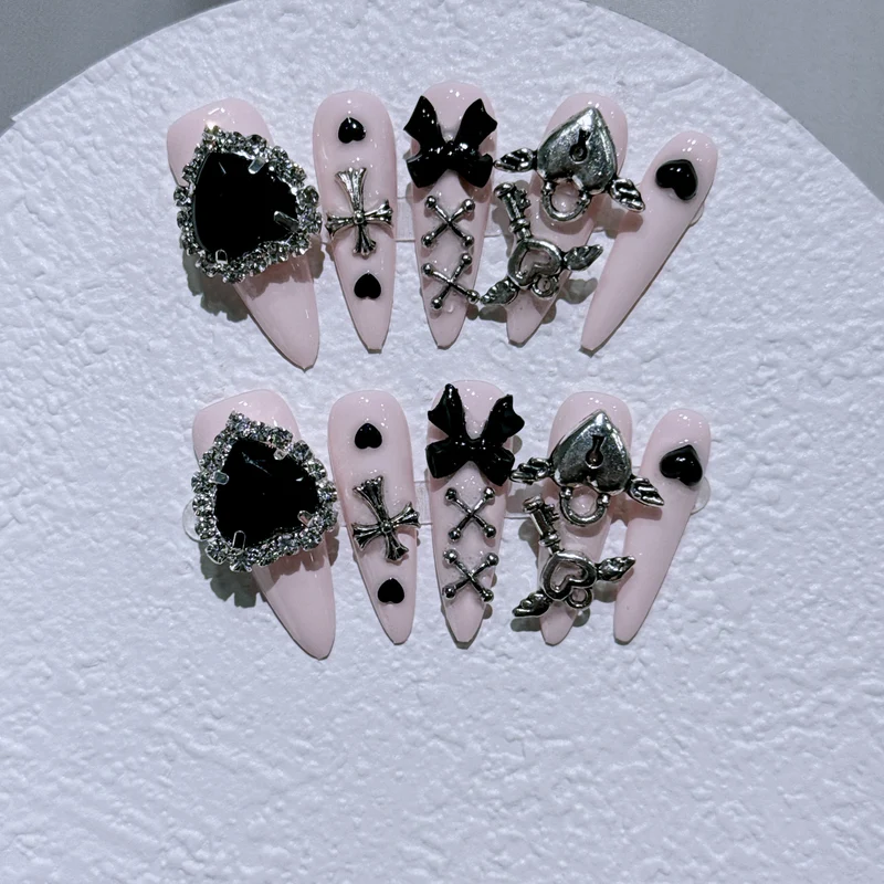 Glamouröse Nagelkunst Verlängerungen