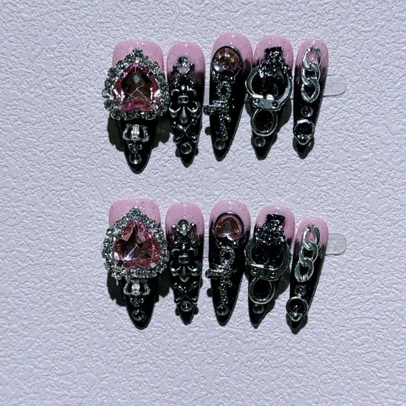 Glamouröse Nagelkunst Verlängerungen