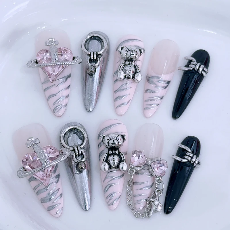 Glamouröse dekorative Nagelspitzen
