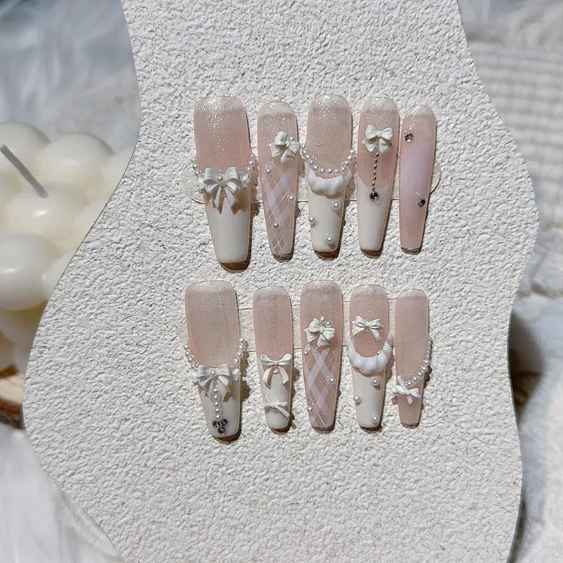 Elegantes Press-On-Nagelkunst-Set