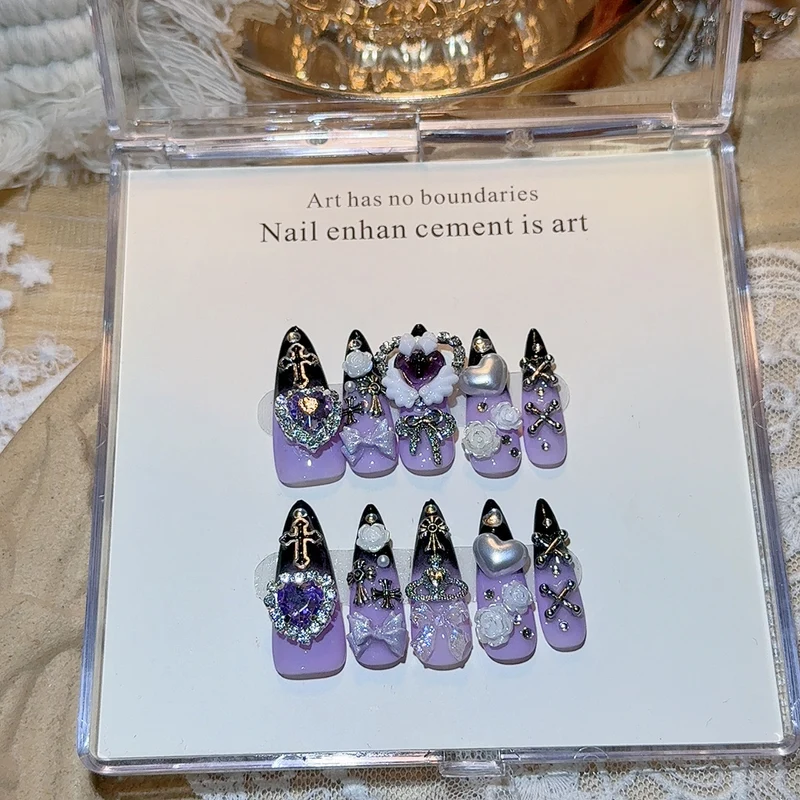 Ausgefallenes Press-On Nagel Set
