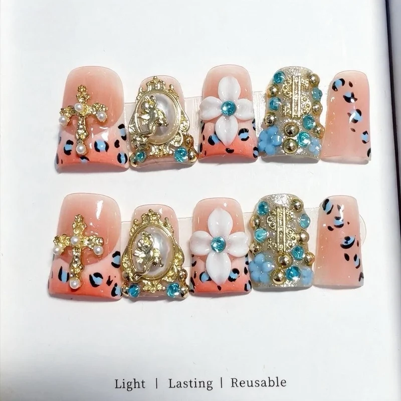 Dekoratives 3D Press-On Nagelkunst Set