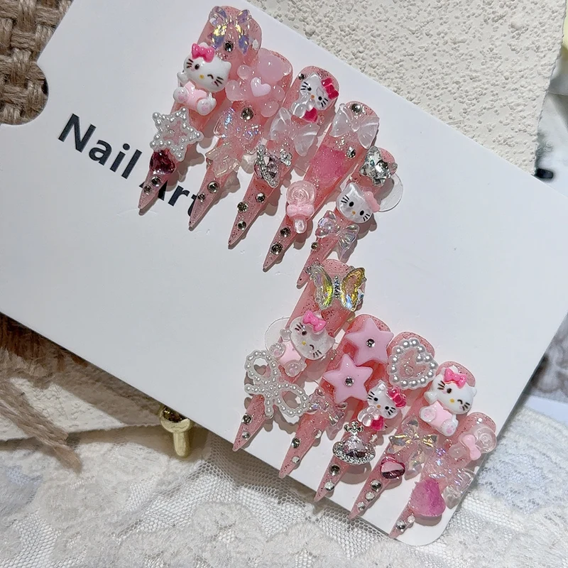 Niedliches Charakter-Themen-Nagelkunst-Set