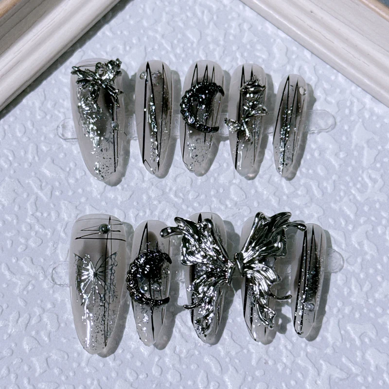 Dekorative Nagelkunst