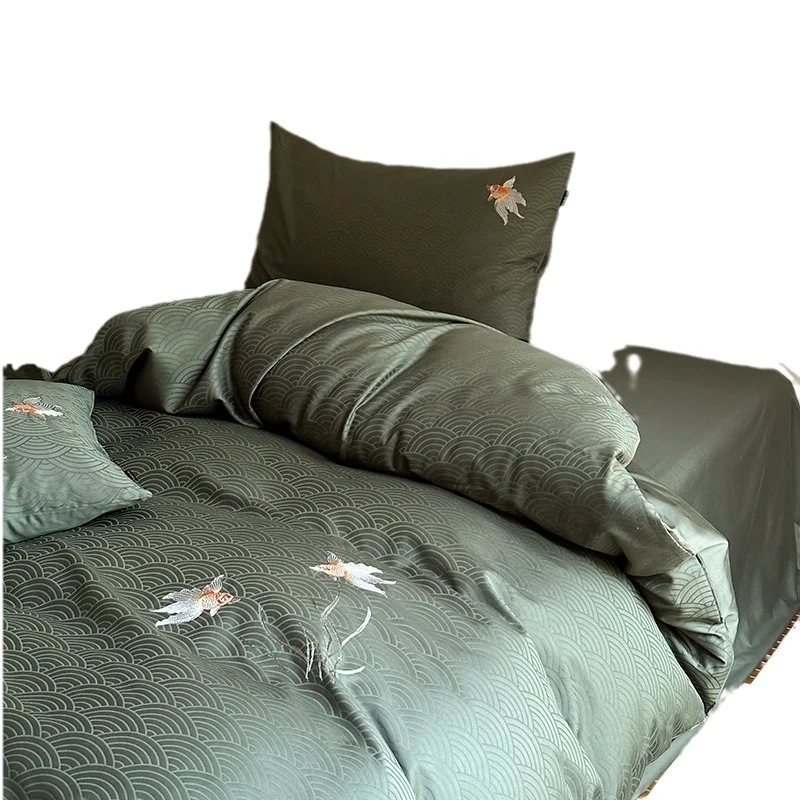 Premium-Bettbezug-Garnitur aus Baumwollsatin mit gewebtem Wellenjacquard und Koi-Stickerei