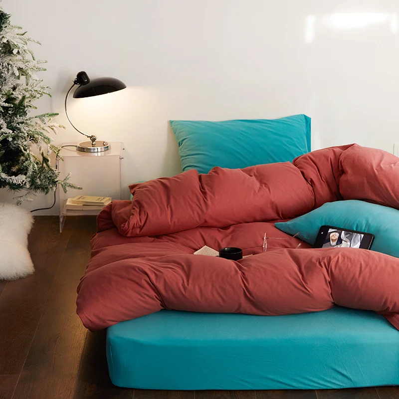 Komfort Ganzjahres-Steppbett mit atmungsaktiver Hohlfaserfüllung und Jersey-Spannbettlaken-Set