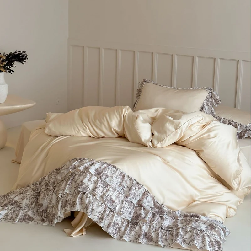Satin-Bettwäschegarnitur mit Marmor-Print, extra-feinem Satin und Hotelverschluss