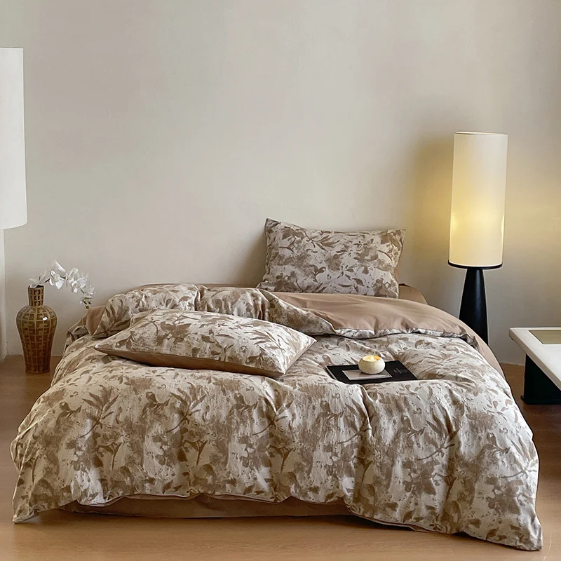 Luxuriöses Baumwoll-Bettwäsche-Set mit abstraktem Floralem Druck und Wendefunktion
