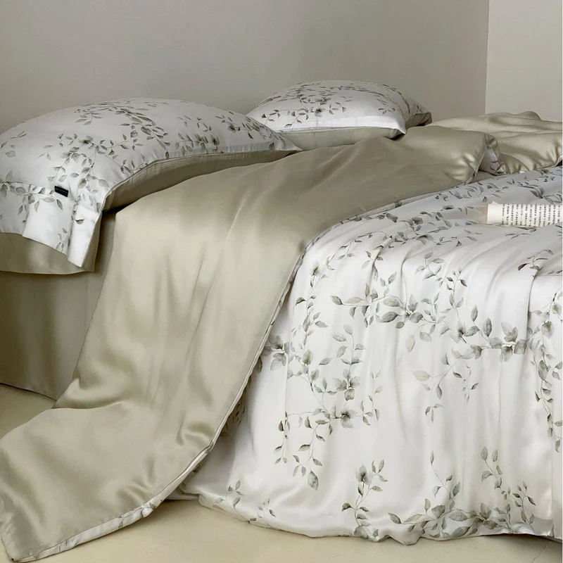 Bettwäsche-Garnitur aus Baumwollsatin mit floralem Vintage-Print