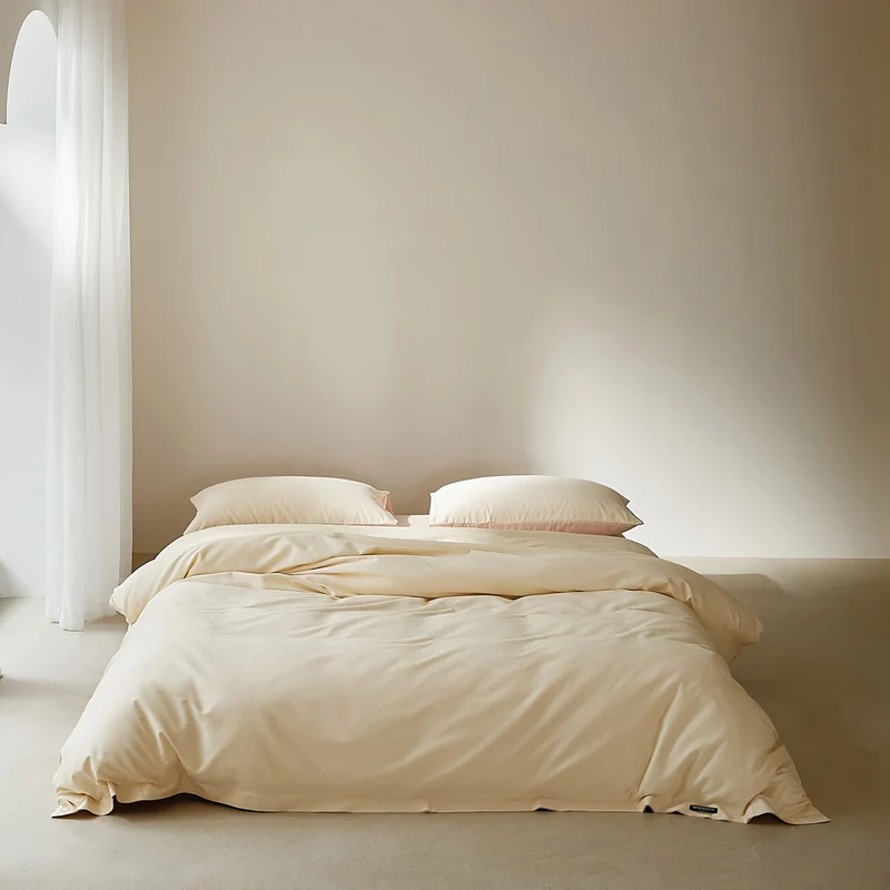 Baumwoll-Bettwäsche-Garnitur mit Satin-Finish und Reißverschluss