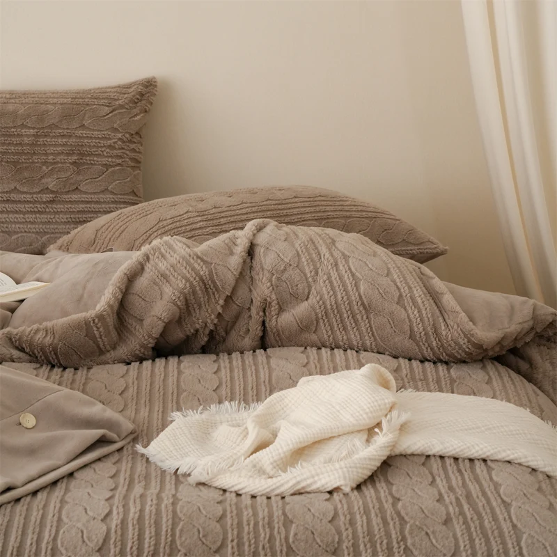 Luxuriöses strukturreiches Chenille-Kuschelbettwäscheset