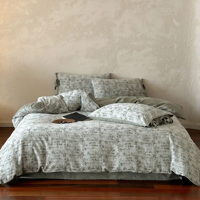 Luxuriöse Bettwäsche-Garnitur aus Baumwollsatin mit floralem Vintage-Muster